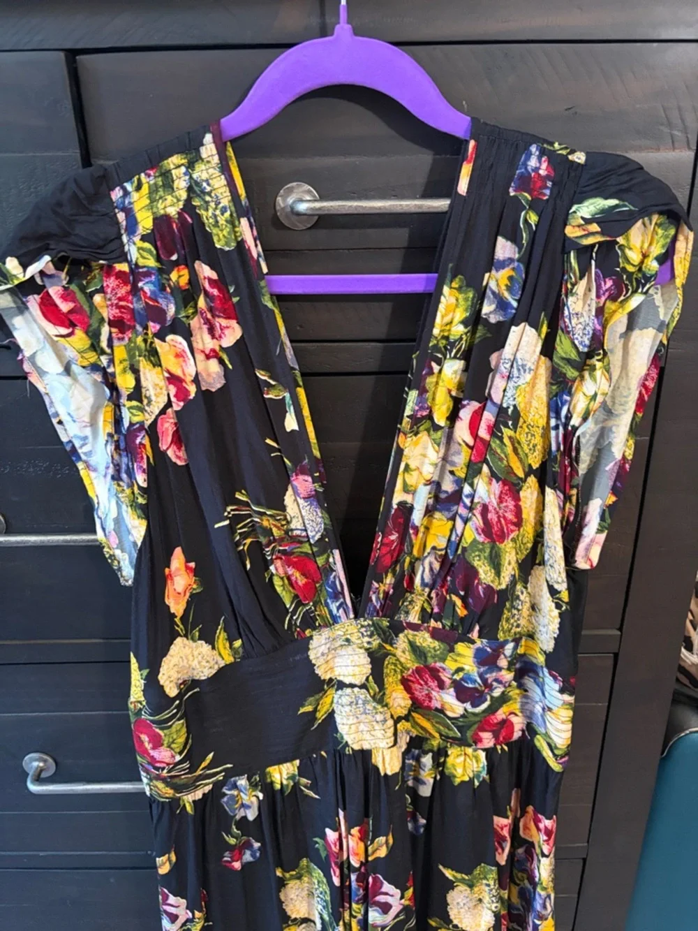 Trashy Diva Black Floral Plunge Midi Dress - Picture 2 of 6